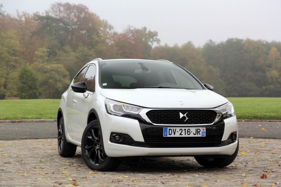  DS 4 Crossback 2015 года  (фото 16 из 30)